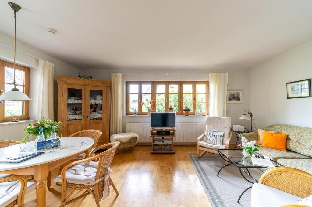 Ahrenshooper Landhaus 01 ภายนอก รูปภาพ