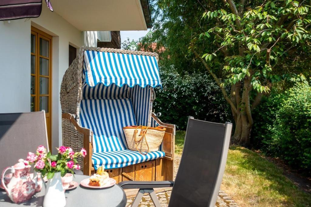 Ahrenshooper Landhaus 01 ภายนอก รูปภาพ
