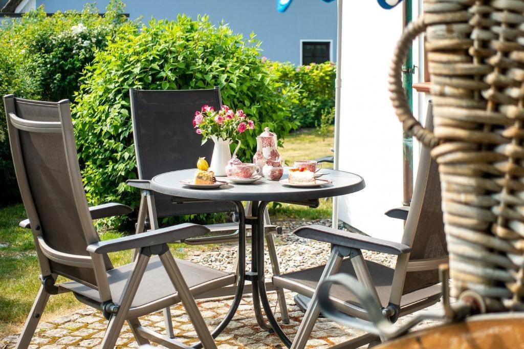 Ahrenshooper Landhaus 01 ภายนอก รูปภาพ